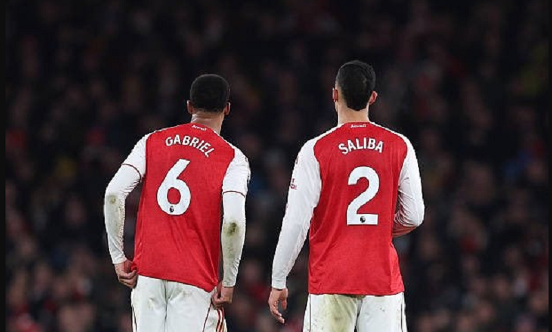 saliba-gabriel-dung-buc-tuong-thep-dat-nen-mong-cho-chien-thang-cua-arsenal